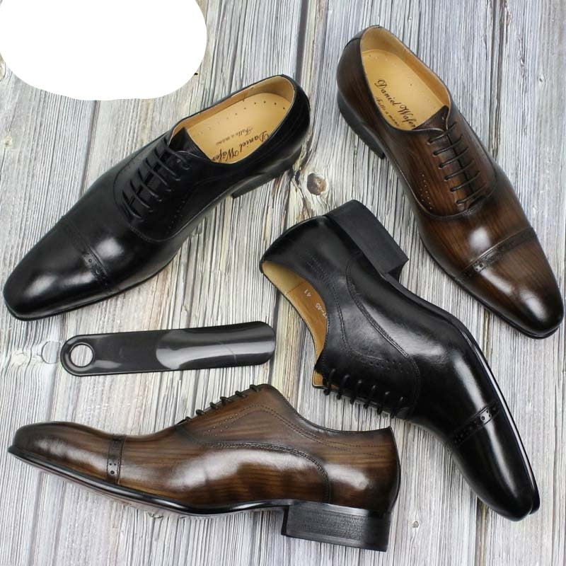 Oxford Shoes Lace Up Pointed Cap in genuine Leather